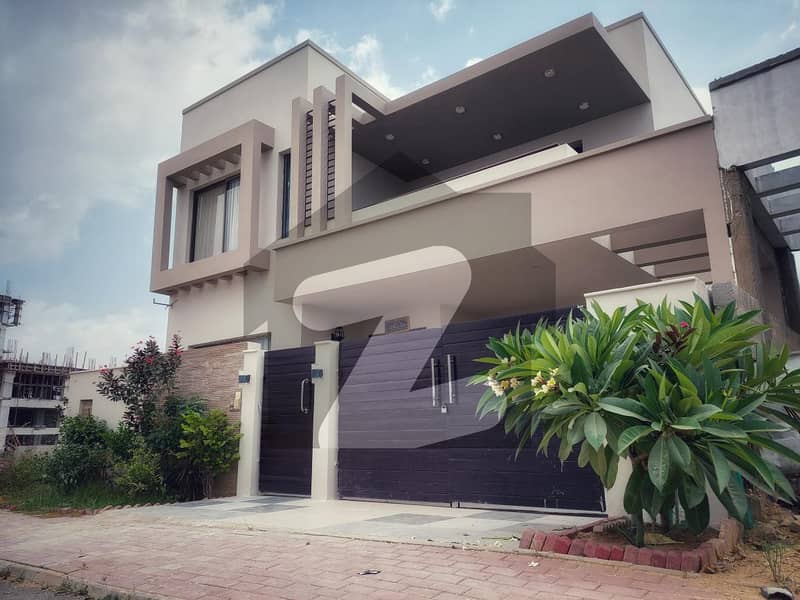 250 Square Yards House In Bahria Town - Precinct 6 For rent