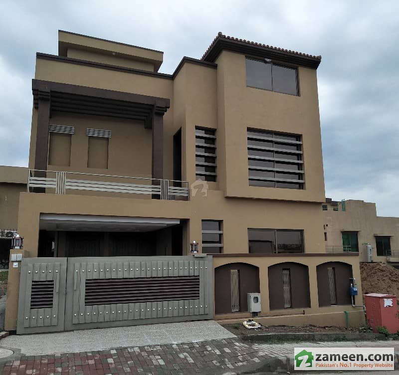 Royal Design 7 Marla Brand New House For Sale In Bahria 