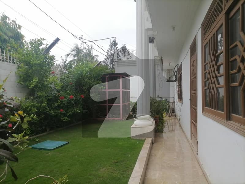 Well Maintained House Is Available For Sale In Gulshan Block 9