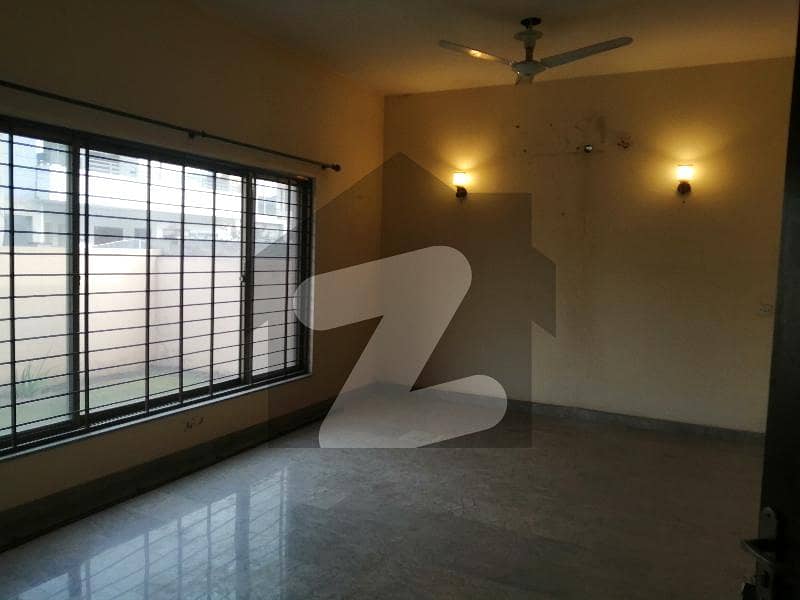 1 Kanal Lower Portion Is Available For Rent On Top Location Of Valencia Town Lahore