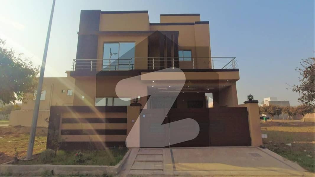 Prime Location 7 Marla House Up For sale In New Lahore City - Block C