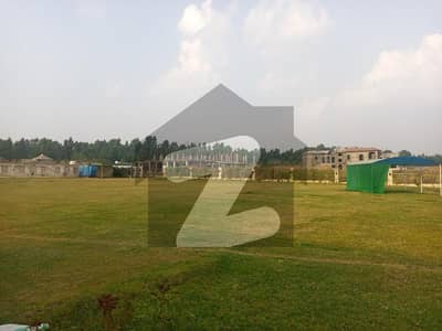 10 Kanal Farm House With Lawn Available On Rent I Gulberg Greens