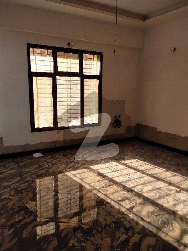 پی ای سی ایچ ایس بلاک 2 پی ای سی ایچ ایس جمشید ٹاؤن کراچی میں 5 کمروں کا 12 مرلہ دفتر 1.4 لاکھ میں کرایہ پر دستیاب ہے۔