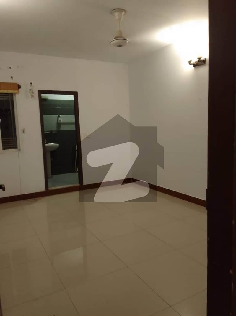 Clifton Luxuries Flat For Rent Clifton, Karachi ID43888653