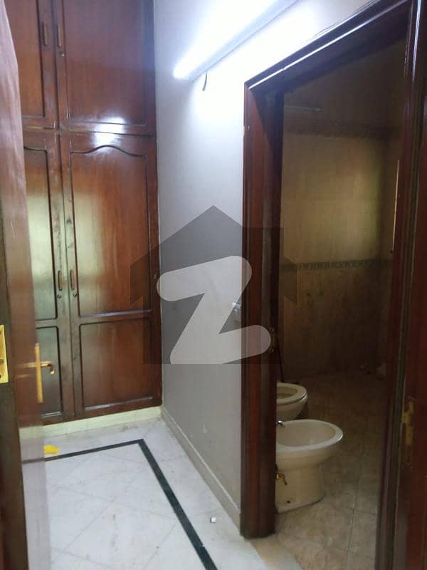 Corner Old House For Sale In Gulberg 2