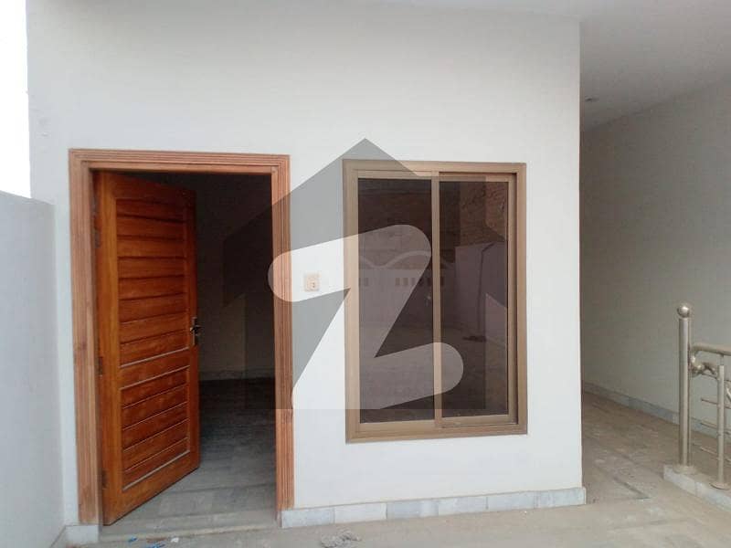 Hamza Property Dealer House Of 900 Square Feet For Sale In Gt Road