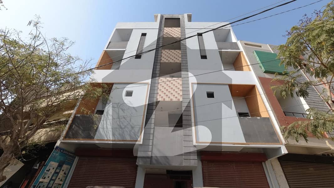 Prime Location 128 Square Yards Building In Gulshan-e-Maymar - Sector X Is Available