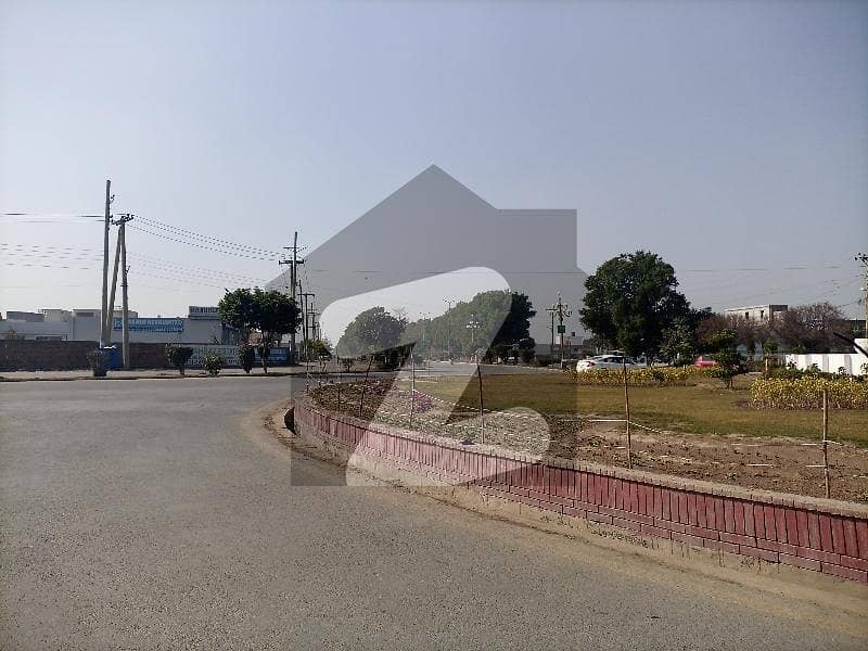 Corner Plot for Sale Nespak Housing Society Phase 3 Block B, Nespak Scheme Phase 3, Defence