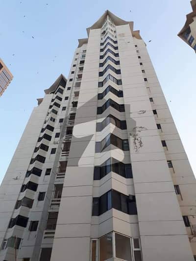 کلفٹن ۔ بلاک 2 کلفٹن کراچی میں 5 کمروں کا 12 مرلہ فلیٹ 1.8 لاکھ میں کرایہ پر دستیاب ہے۔