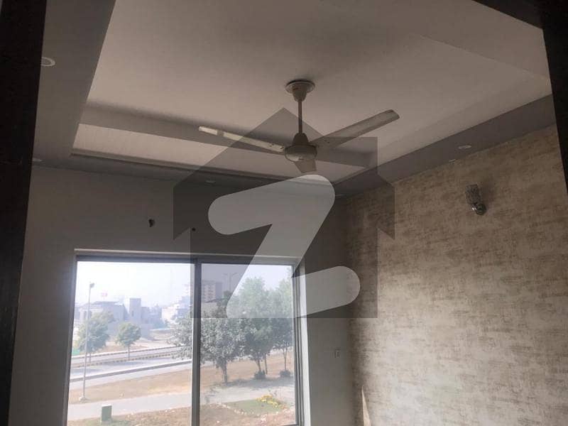 DHA Phase 6 10 Marla Beautiful House For Rent Hot Location
