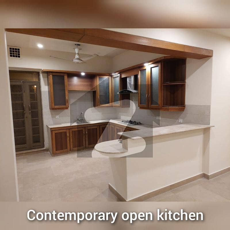 1 Kanal luxury upper portion available for rent in DHA Phase 6 in prime location