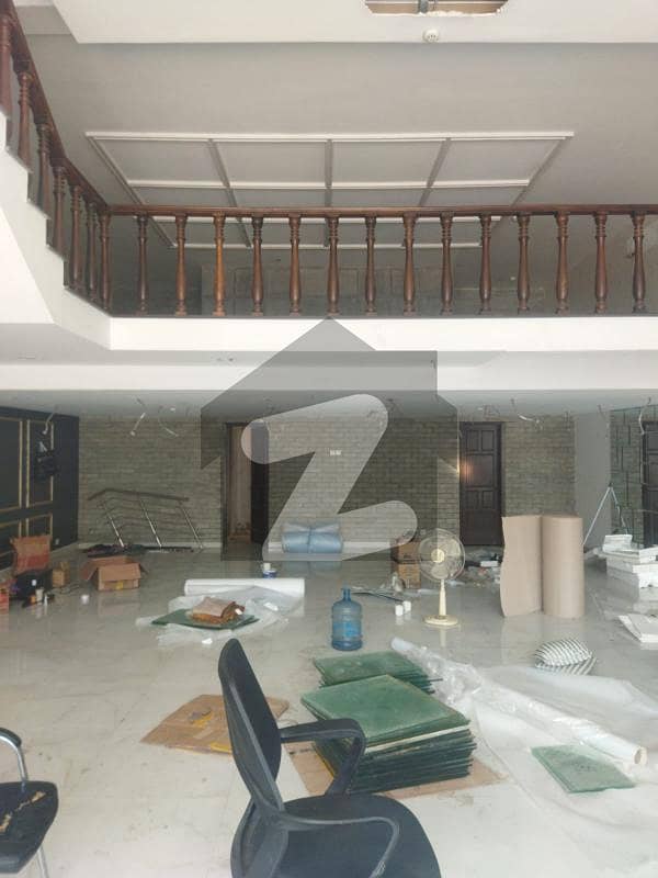 ڈی ایچ اے فیز 3 ڈیفنس (ڈی ایچ اے) لاہور میں 5 کمروں کا 8 مرلہ عمارت 12 لاکھ میں کرایہ پر دستیاب ہے۔