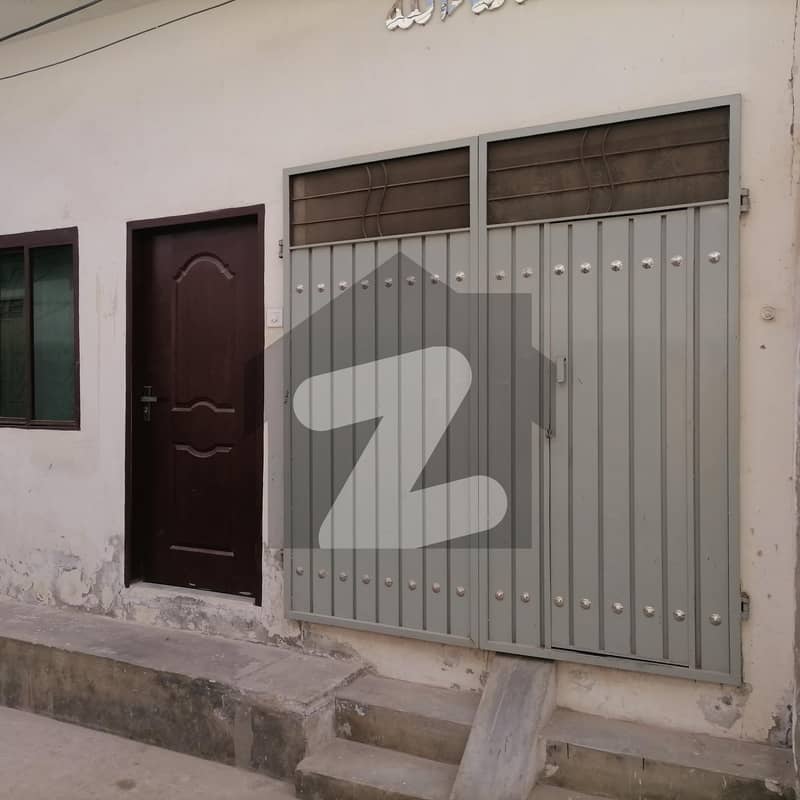 کوٹ اللہ دین ساہیوال میں 2 کمروں کا 3 مرلہ مکان 26 لاکھ میں برائے فروخت۔