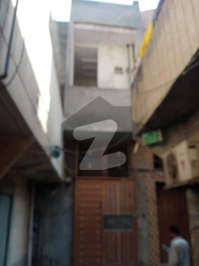 اچھرہ لاہور میں 4 کمروں کا 3 مرلہ مکان 75 لاکھ میں برائے فروخت۔