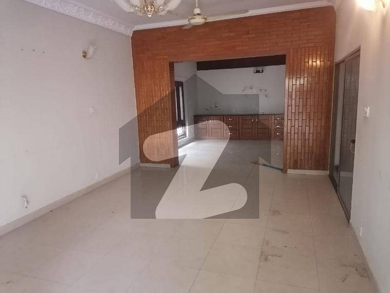 3 Bedroom House Available In F-10 For Rent 3 Bedroom House Available In F-10 For Rent