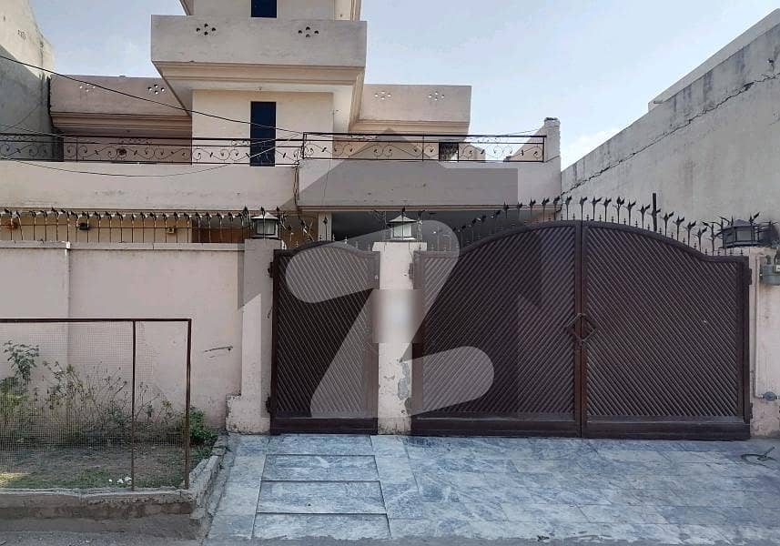 18 Marla House For sale In Marghzar Officers Colony