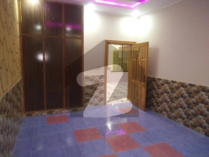 رِنگ روڈ پشاور میں 4 کمروں کا 4 مرلہ مکان 1.4 کروڑ میں برائے فروخت۔