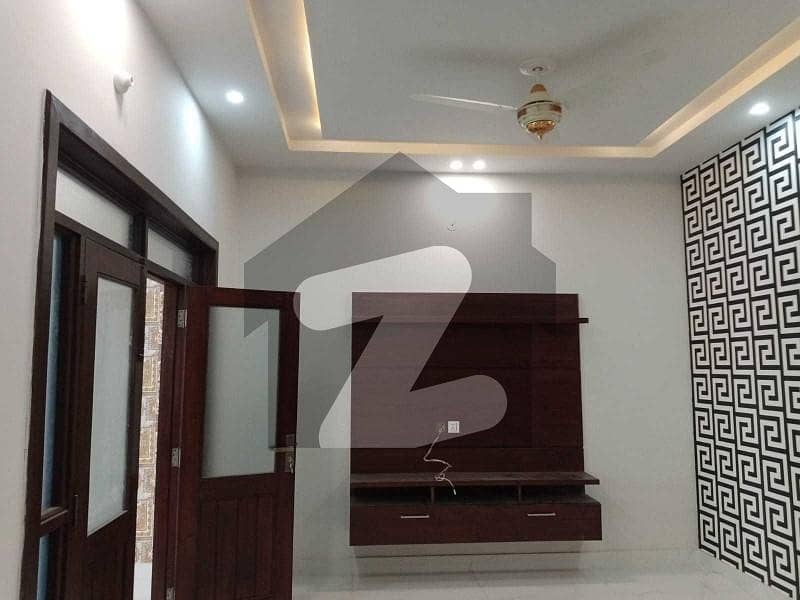 House Available For sale In Gulberg Valley
