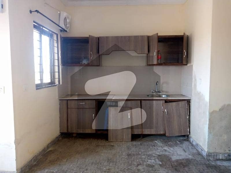 Flat Available For Rent in Khayaban-e-Amin