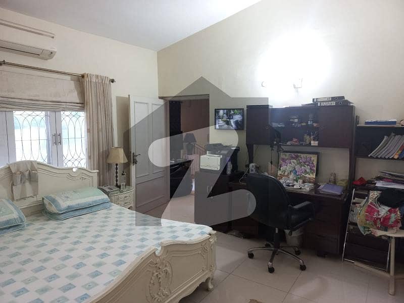 g-11/3 flat for sale