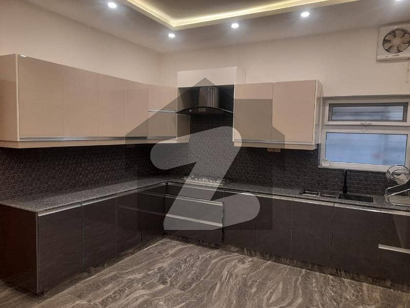 5 Beds Modern Old House Available For Sale In F6 Islamabad F6