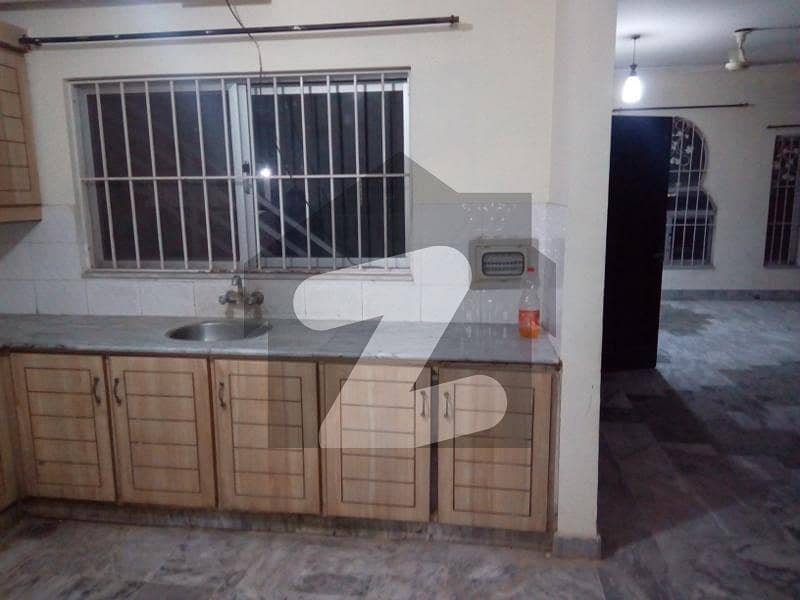 Chatha Bakhtawar Ground Floor Portion 2 Bed 5 Marla Bachelor/ Family 27000
