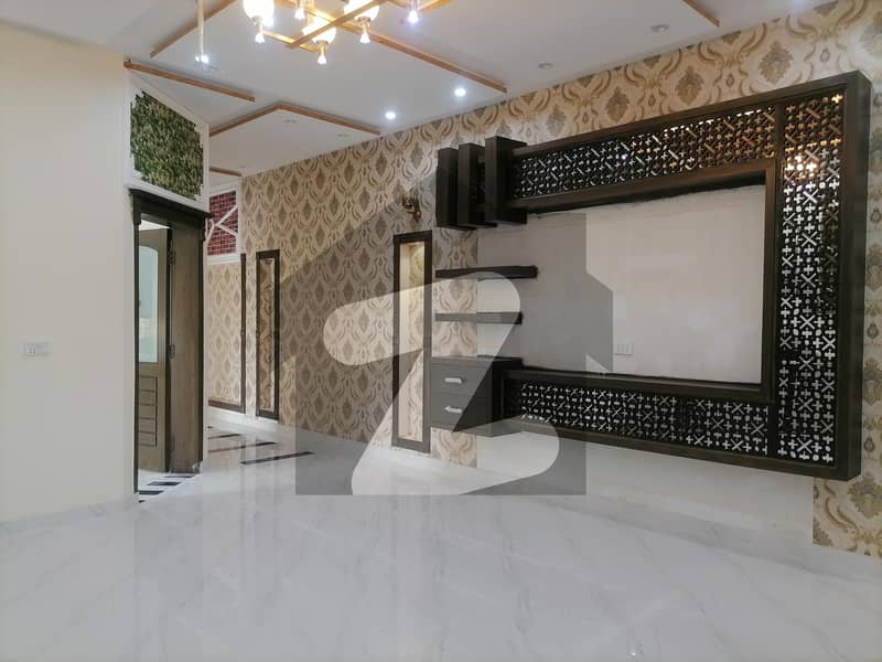 A 4 Marla Flat In Lahore Is On The Market For rent