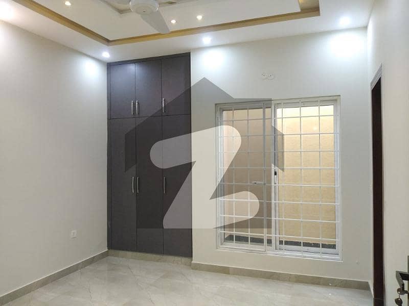 Full House is available For rent Bahria Town Phase 8 Usman Block