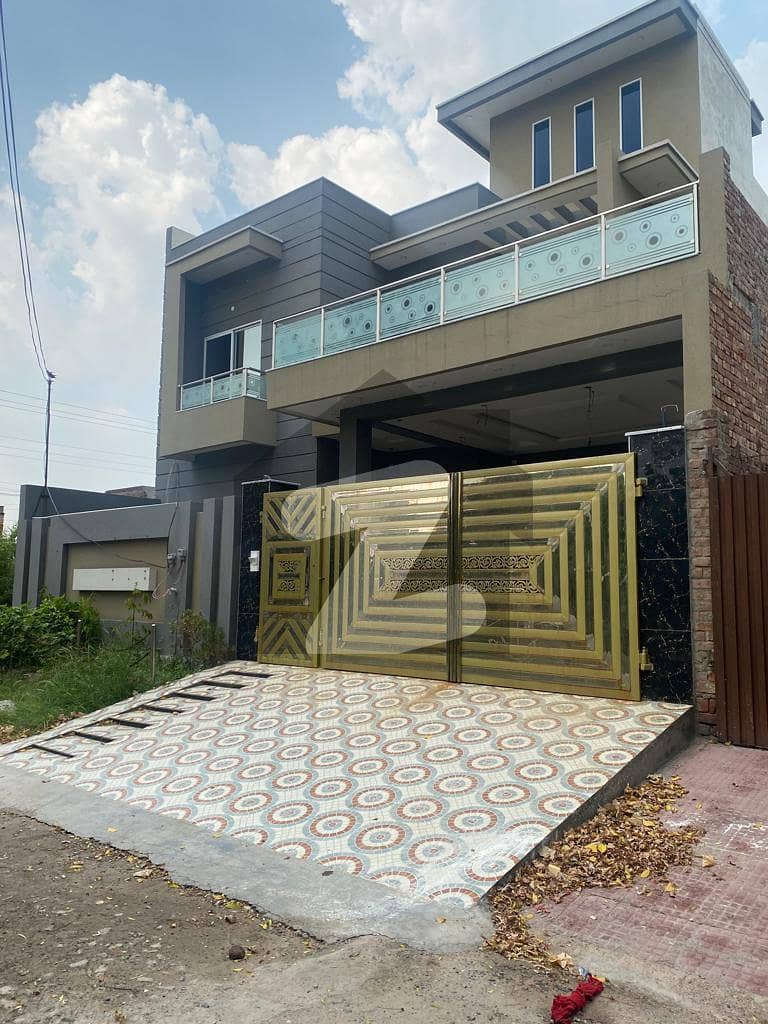 10 Marla House For sale Is Available In Millat Town