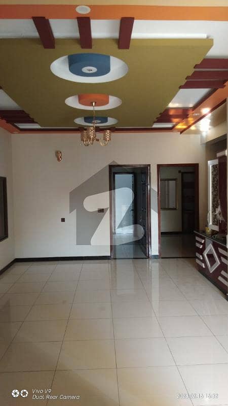 LIFT, GAS PARKING 3BED DD FLAT FOR RENT PRIME LOCATION