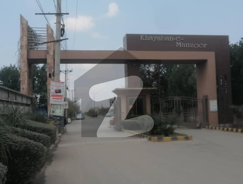 Facing Park Commercial Plot For sale In Beautiful Khayaban-e-Manzoor