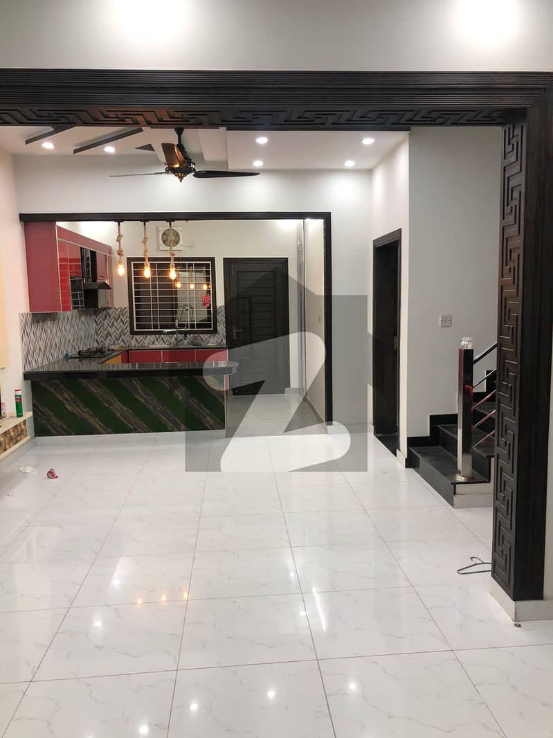 Dc colony sawan block 5 marla house for rent