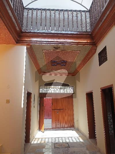 ایم ڈی اے چوک ملتان میں 4 کمروں کا 8 مرلہ مکان 1.1 کروڑ میں برائے فروخت۔