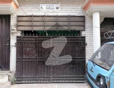 7 Marla Upper Portion In Lahore Is Available For rent