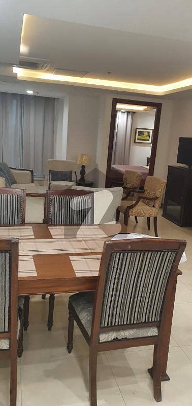 1213 SQFT FULLY FURNISHED APARTMENT GOLD CREST MALL FOR SALE IN DHA PHASE 4 DD