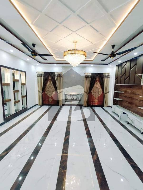 10 Marla Full House For Rent Wapda Town, Lahore ID44804753