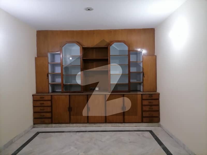5 Marla House In Central Johar Town For sale
