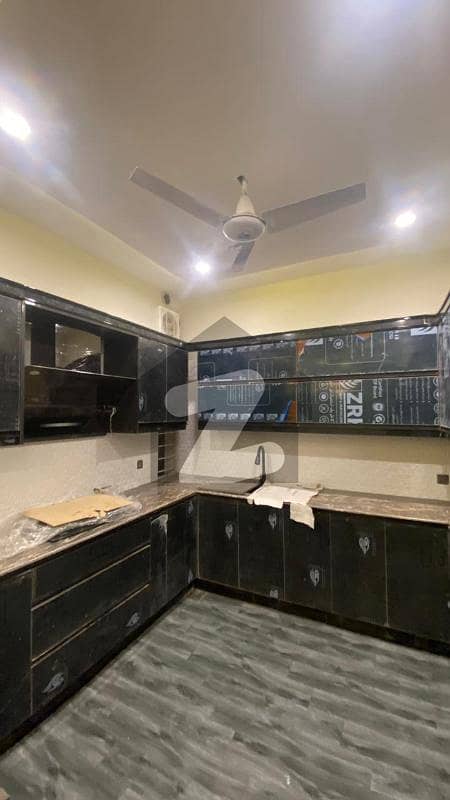 گلبرگ گرینز گلبرگ اسلام آباد میں 3 کمروں کا 7 مرلہ مکان 4 کروڑ میں برائے فروخت۔