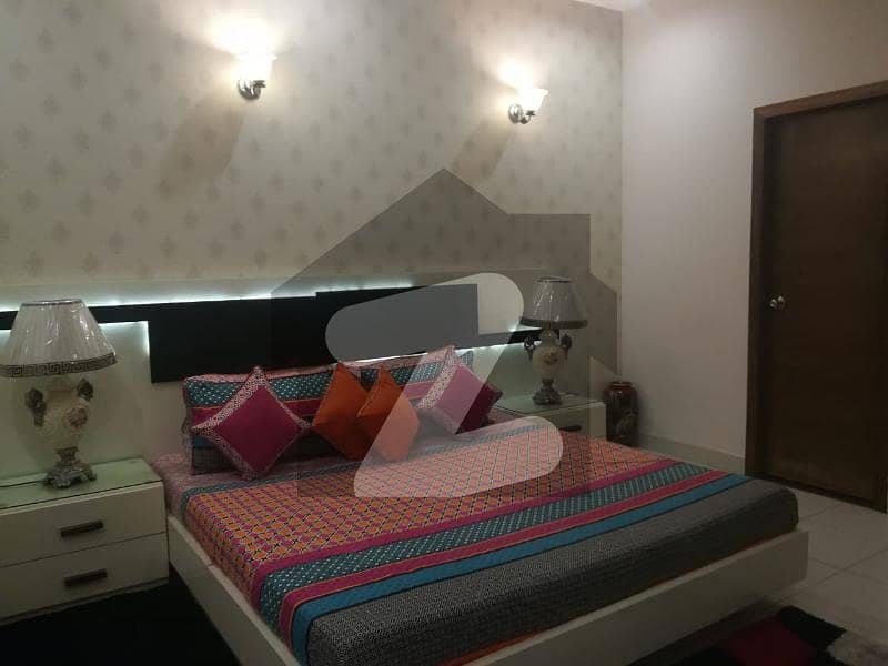 ڈیوائن گارڈنز ۔ بلاک ڈی ڈیوائن گارڈنز لاہور میں 5 کمروں کا 11 مرلہ مکان 3.5 کروڑ میں برائے فروخت۔