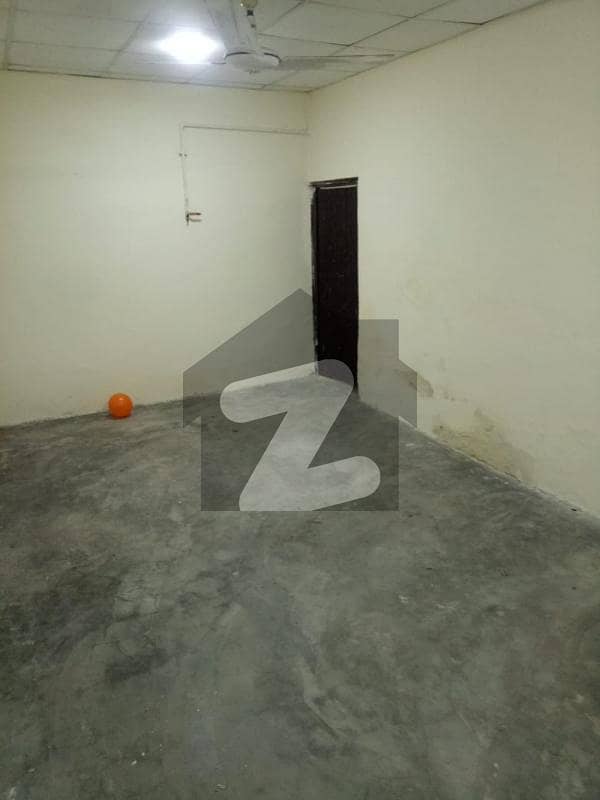 G,6/2, GROUND 2 ROOM KITCHEN BATH GOVERNMENT ACOMODATION SUITABLE FOR BICHLOR & FAMILY