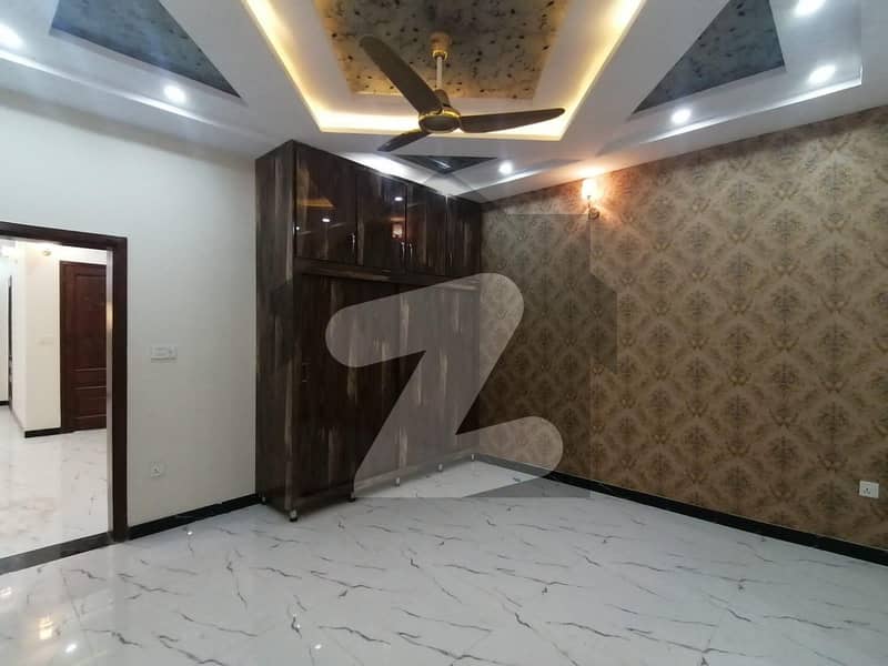 Upper Portion Of 5 Marla Available For rent In Park View City - Sapphire Block