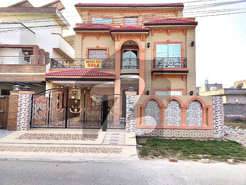 10 Marla Brand New Spanish House For Sale in G Block Central Park