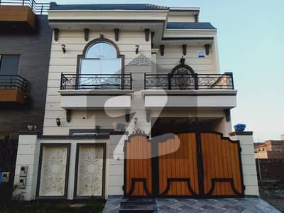5 LOOKING FOR THE PERFECT LOCATION BRAND NEW HOUSE IS AVAILABLE FOR SALE IN UET HOUSING SOCIETY