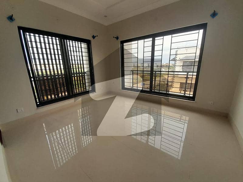 Renovated 5Bedroom Full House Available In D-12 For Rent