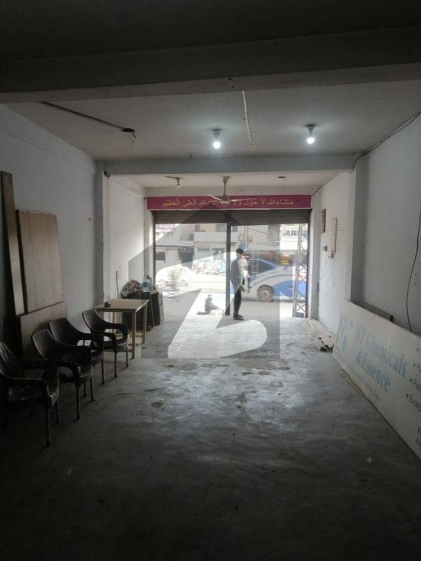 820sqft shop on main commerical market near to Gulshan e Ravi stop and opposite to meezan bank