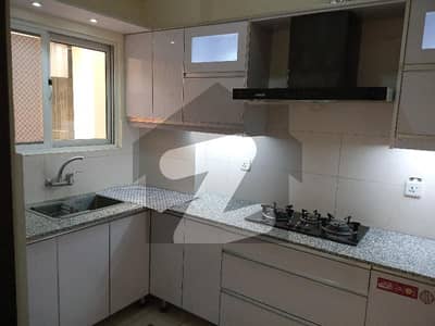 *G,11/3, FLAT WARDA HUMNA GROUND FLOOR 3 BED ATTACHED BATH DD TVL TILE FLOOR BEST LOCATION*