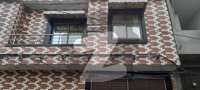 سوزو ٹاؤن لاہور میں 4 کمروں کا 5 مرلہ مکان 90 لاکھ میں برائے فروخت۔