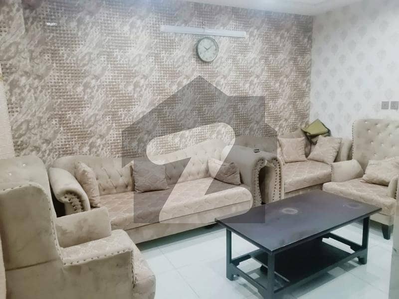ONE BED FURNISHED FLAT FOR RENT IN GULBERG