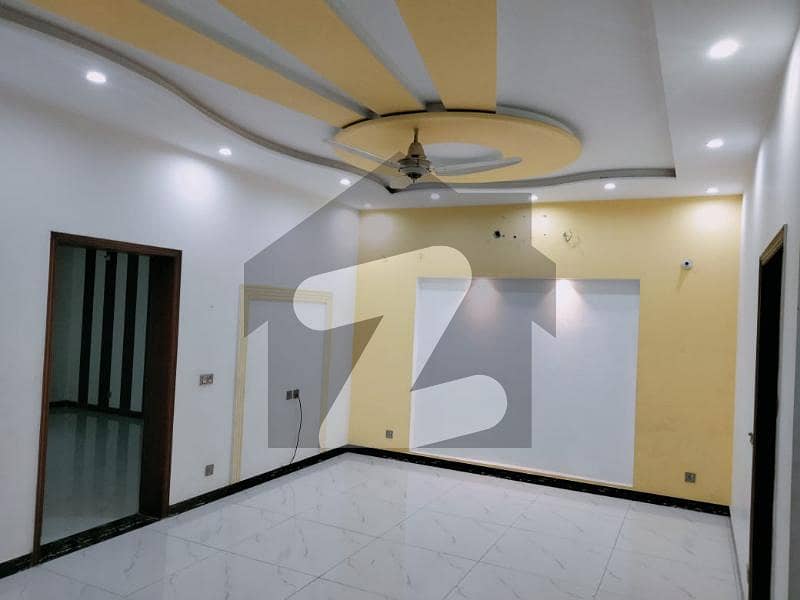 5 Marla upper portion available for rent in formanites housing scheme Lahore