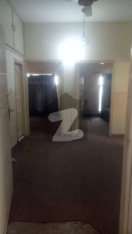 Ist floor flat for rent in G-10 markaz